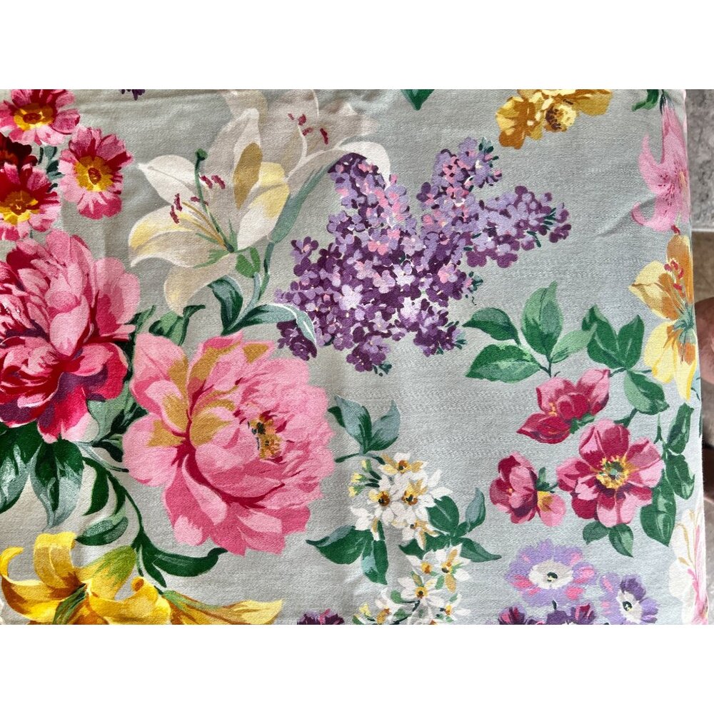 Waterford Floral Cotton Sateen Tablecloth 97" X 58.5" Multicolor on Green Cotton - Picture 13 of 15